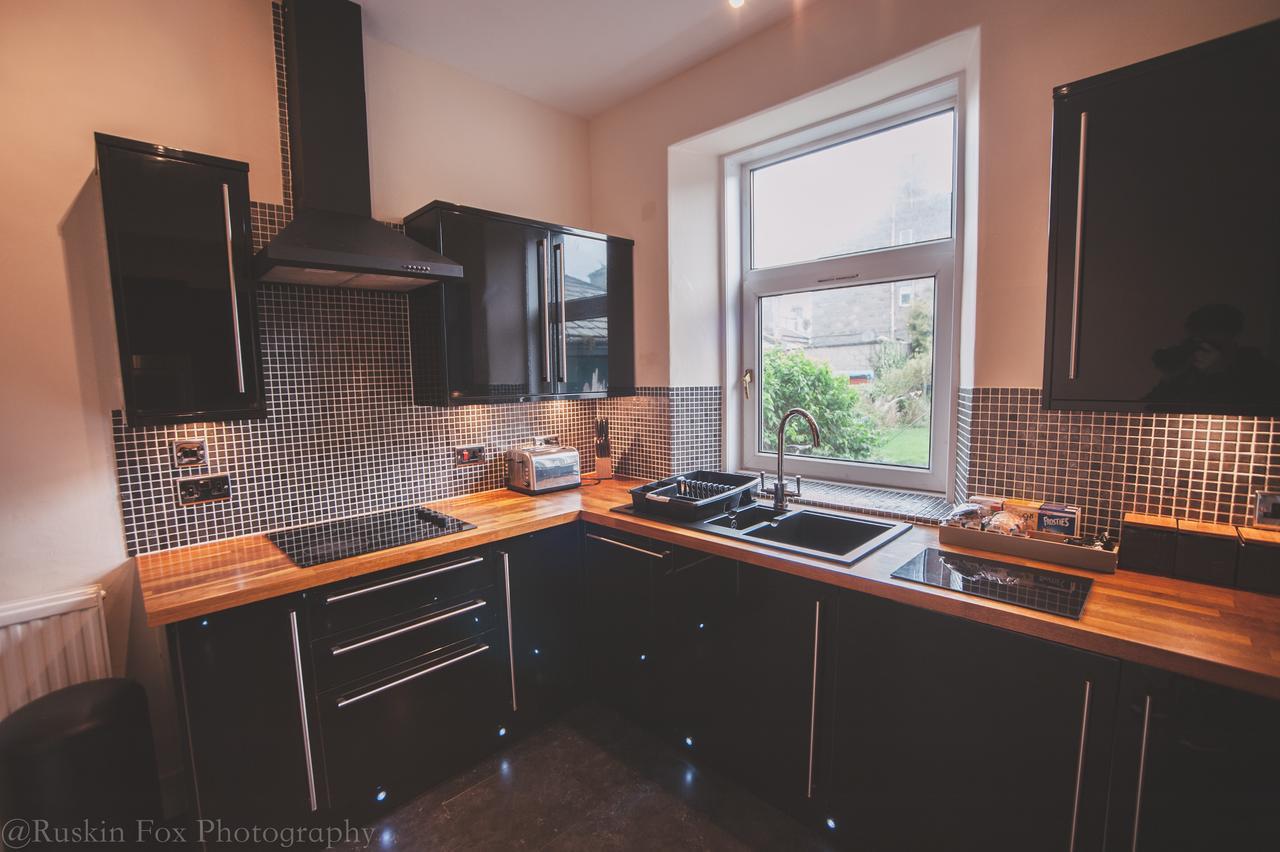 Stylish And Spacious Two Bed In Aberdeen'S West End Apartment Exterior photo